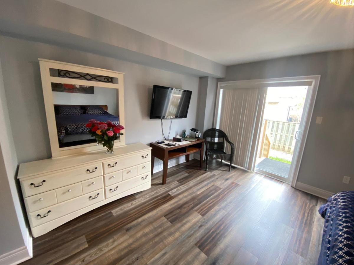 2 Bedroom With 2 Ensuites Unit In Richmond Hill Exteriér fotografie