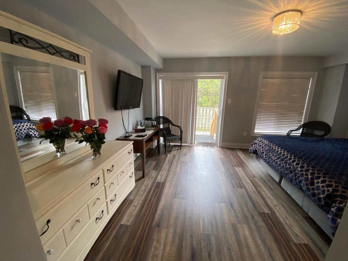 2 Bedroom With 2 Ensuites Unit In Richmond Hill Exteriér fotografie